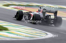 Nico Hulkenberg (GER), Sauber F1 Team Formula One team  23.11.2013. Formula 1 World Championship, Rd 19, Brazilian Grand Prix, Sao Paulo, Brazil, Qualifying Day.