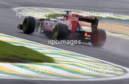 Daniel Ricciardo (AUS), Scuderia Toro Rosso  23.11.2013. Formula 1 World Championship, Rd 19, Brazilian Grand Prix, Sao Paulo, Brazil, Qualifying Day.