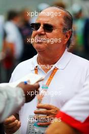 Luis Antonio Massa (BRA), father of Felipe Massa (BRA) Ferrari. 24.11.2013. Formula 1 World Championship, Rd 19, Brazilian Grand Prix, Sao Paulo, Brazil, Race Day.