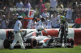 Esteban Gutierrez (MEX) Sauber C32 crashed out of the race. 09.06.2013. Formula 1 World Championship, Rd 7, Canadian Grand Prix, Montreal, Canada, Race Day.