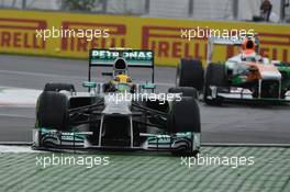 Lewis Hamilton (GBR) Mercedes AMG F1 W04 runs wide at the final chicane. 08.06.2013. Formula 1 World Championship, Rd 7, Canadian Grand Prix, Montreal, Canada, Qualifying Day.