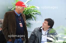 (L to R): Niki Lauda (AUT) Mercedes Non-Executive Chairman with Toto Wolff (GER) Mercedes AMG F1 Shareholder and Executive Director. 09.06.2013. Formula 1 World Championship, Rd 7, Canadian Grand Prix, Montreal, Canada, Race Day.