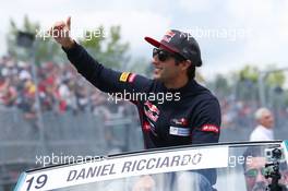 Daniel Ricciardo (AUS) Scuderia Toro Rosso on the drivers parade. 09.06.2013. Formula 1 World Championship, Rd 7, Canadian Grand Prix, Montreal, Canada, Race Day.