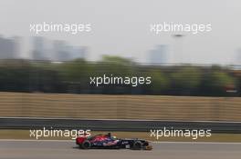 Jean-Eric Vergne (FRA) Scuderia Toro Rosso STR8. 12.04.2013. Formula 1 World Championship, Rd 3, Chinese Grand Prix, Shanghai, China, Practice Day.
