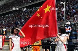 Grid girls. 14.04.2013. Formula 1 World Championship, Rd 3, Chinese Grand Prix, Shanghai, China, Race Day.