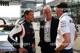 Bernd Maylander (GER) FIA Safety Car Driver and Toto Wolff (GER) Mercedes AMG F1 Shareholder and Executive Director (Right). 14.04.2013. Formula 1 World Championship, Rd 3, Chinese Grand Prix, Shanghai, China, Race Day.