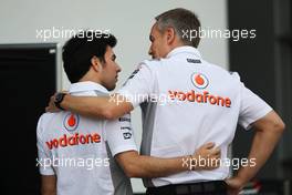 (L to R): Sergio Perez (MEX) McLaren with Martin Whitmarsh (GBR) McLaren Chief Executive Officer. 13.04.2013. Formula 1 World Championship, Rd 3, Chinese Grand Prix, Shanghai, China, Qualifying Day.