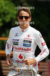 Jenson Button (GBR) McLaren. 13.04.2013. Formula 1 World Championship, Rd 3, Chinese Grand Prix, Shanghai, China, Qualifying Day.