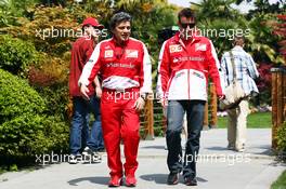 Fernando Alonso (ESP) Ferrari with abrizio Borra (ESP) Personal Trainer 13.04.2013. Formula 1 World Championship, Rd 3, Chinese Grand Prix, Shanghai, China, Qualifying Day.