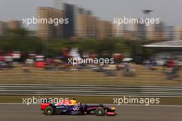 Sebastian Vettel (GER) Red Bull Racing RB9. 13.04.2013. Formula 1 World Championship, Rd 3, Chinese Grand Prix, Shanghai, China, Qualifying Day.
