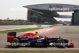 Mark Webber (AUS) Red Bull Racing RB9. 13.04.2013. Formula 1 World Championship, Rd 3, Chinese Grand Prix, Shanghai, China, Qualifying Day.