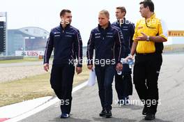 Valtteri Bottas (FIN) Williams walks the circuit. 11.04.2013. Formula 1 World Championship, Rd 3, Chinese Grand Prix, Shanghai, China, Preparation Day.