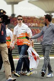 Paul di Resta (GBR) Sahara Force India F1 walks the circuit and is interviewed by Franck Montagny (FRA) Canal+ TV Presenter 11.04.2013. Formula 1 World Championship, Rd 3, Chinese Grand Prix, Shanghai, China, Preparation Day.