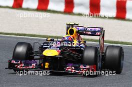 Mark Webber (AUS) Red Bull Racing RB9. 10.05.2013. Formula 1 World Championship, Rd 5, Spanish Grand Prix, Barcelona, Spain, Practice Day