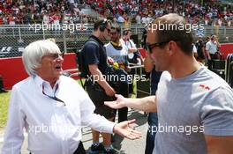 (L to R): Bernie Ecclestone (GBR) CEO Formula One Group (FOM) with Sebastien Loeb (FRA) Porsche AG on the grid. 12.05.2013. Formula 1 World Championship, Rd 5, Spanish Grand Prix, Barcelona, Spain, Race Day