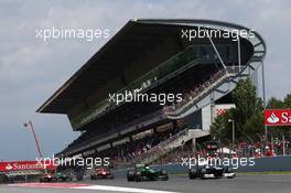 Valtteri Bottas (FIN) Williams FW35 and Giedo van der Garde (NLD) Caterham CT03. 12.05.2013. Formula 1 World Championship, Rd 5, Spanish Grand Prix, Barcelona, Spain, Race Day