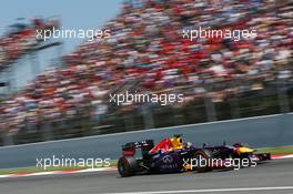 Sebastian Vettel (GER) Red Bull Racing RB9. 12.05.2013. Formula 1 World Championship, Rd 5, Spanish Grand Prix, Barcelona, Spain, Race Day