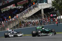 Giedo van der Garde (NLD) Caterham CT03 leads Valtteri Bottas (FIN) Williams FW35. 12.05.2013. Formula 1 World Championship, Rd 5, Spanish Grand Prix, Barcelona, Spain, Race Day