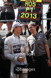 Race winner Nico Rosberg (GER) Mercedes AMG F1 celebrates with the team. 30.06.2013. Formula 1 World Championship, Rd 8, British Grand Prix, Silverstone, England, Race Day.