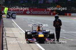 Sebastian Vettel (GER) Red Bull Racing retires from the race. 30.06.2013. Formula 1 World Championship, Rd 8, British Grand Prix, Silverstone, England, Race Day.