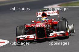 Felipe Massa (BRA) Ferrari F138 with a rear Pirelli tyre puncture. 30.06.2013. Formula 1 World Championship, Rd 8, British Grand Prix, Silverstone, England, Race Day.