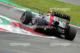 Mark Webber (AUS) Red Bull Racing RB9. 05.07.2013. Formula 1 World Championship, Rd 9, German Grand Prix, Nurburgring, Germany, Practice Day.