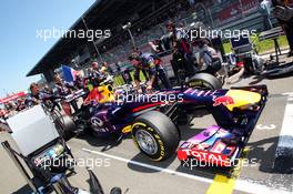 Mark Webber (AUS) Red Bull Racing RB9 on the grid. 07.07.2013. Formula 1 World Championship, Rd 9, German Grand Prix, Nurburgring, Germany, Race Day.