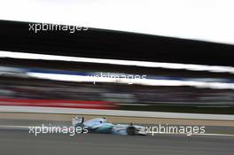 Lewis Hamilton (GBR) Mercedes AMG F1 W04 locks up under braking. 06.07.2013. Formula 1 World Championship, Rd 9, German Grand Prix, Nurburgring, Germany, Qualifying Day.