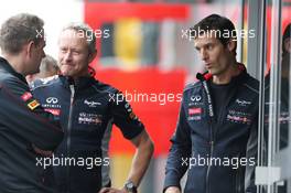 (L to R): Steve Nielsen (GBR) Scuderia Toro Rosso Sporting Director with Jonathan Wheatley (GBR) Red Bull Racing Team Manager and Mark Webber (AUS) Red Bull Racing. 04.07.2013. Formula 1 World Championship, Rd 9, German Grand Prix, Nurburgring, Germany, Preparation Day.