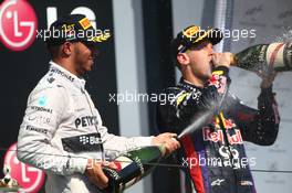 Lewis Hamilton (GBR) Mercedes AMG F1 and Sebastian Vettel (GER) Red Bull Racing RB9. 28.07.2013. Formula 1 World Championship, Rd 10, Hungarian Grand Prix, Budapest, Hungary, Race Day