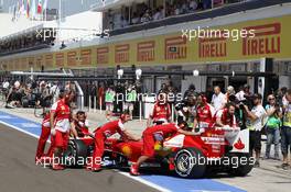 Fernando Alonso (ESP) Ferrari F138 in the pits. 27.07.2013. Formula 1 World Championship, Rd 10, Hungarian Grand Prix, Budapest, Hungary, Qualifying Day