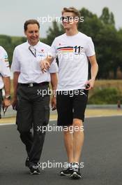 Nico Hulkenberg (GER) Sauber walks the circuit. 25.07.2013. Formula 1 World Championship, Rd 10, Hungarian Grand Prix, Budapest, Hungary, Preparation Day