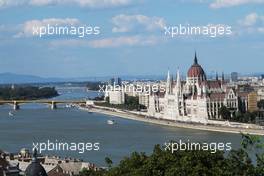 Scenic Budapest. 25.07.2013. Formula 1 World Championship, Rd 10, Hungarian Grand Prix, Budapest, Hungary, Preparation Day