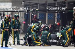 Charles Pic (FRA) Caterham CT03 makes a pit stop. 27.10.2013. Formula 1 World Championship, Rd 16, Indian Grand Prix, New Delhi, India, Race Day.