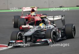 Esteban Gutierrez (MEX), Sauber F1 Team and Felipe Massa (BRA), Scuderia Ferrari  27.10.2013. Formula 1 World Championship, Rd 16, Indian Grand Prix, New Delhi, India, Race Day.