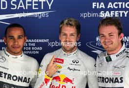Lewis Hamilton (GBR), Mercedes Grand Prix, Sebastian Vettel (GER), Red Bull Racing and Nico Rosberg (GER), Mercedes GP 26.10.2013. Formula 1 World Championship, Rd 16, Indian Grand Prix, New Delhi, India, Qualifying Day.