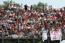 Fans. 06.09.2013. Formula 1 World Championship, Rd 12, Italian Grand Prix, Monza, Italy, Practice Day.