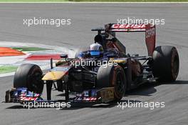 Jean-Eric Vergne (FRA) Scuderia Toro Rosso STR8. 06.09.2013. Formula 1 World Championship, Rd 12, Italian Grand Prix, Monza, Italy, Practice Day.