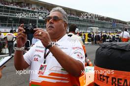Dr. Vijay Mallya (IND) Sahara Force India F1 Team Owner on the grid. 08.09.2013. Formula 1 World Championship, Rd 12, Italian Grand Prix, Monza, Italy, Race Day.