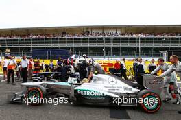 Lewis Hamilton (GBR) Mercedes AMG F1 W04 on the grid. 08.09.2013. Formula 1 World Championship, Rd 12, Italian Grand Prix, Monza, Italy, Race Day.