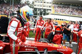 Fernando Alonso (ESP) Ferrari F138 on the grid. 08.09.2013. Formula 1 World Championship, Rd 12, Italian Grand Prix, Monza, Italy, Race Day.