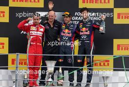 Fernando Alonso (ESP), Scuderia Ferrari, Sebastian Vettel (GER), Red Bull Racing and Mark Webber (AUS), Red Bull Racing  08.09.2013. Formula 1 World Championship, Rd 12, Italian Grand Prix, Monza, Italy, Race Day.