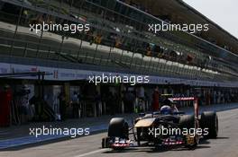 Daniel Ricciardo (AUS) Scuderia Toro Rosso STR8. 07.09.2013. Formula 1 World Championship, Rd 12, Italian Grand Prix, Monza, Italy, Qualifying Day.