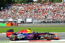 Sebastian Vettel (GER) Red Bull Racing RB9. 07.09.2013. Formula 1 World Championship, Rd 12, Italian Grand Prix, Monza, Italy, Qualifying Day.