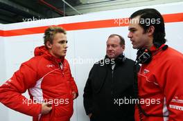 (L to R): Max Chilton (GBR) Marussia F1 Team MR02 with father Grahame Chilton (GBR) and Marc Hynes (GBR) Marussia F1 Team Driver Coach. 05.02.2013. Formula One Testing, Day One, Jerez, Spain.