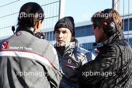 (L to R): Monisha Kaltenborn (AUT) Sauber Team Principal with Sergio Perez (MEX) McLaren and Tony Fernandes (MAL) Caterham Team Principal. 05.02.2013. Formula One Testing, Day One, Jerez, Spain.