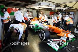 Paul di Resta (GBR) Sahara Force India VJM06 in the pits. 05.02.2013. Formula One Testing, Day One, Jerez, Spain.