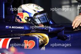 Daniel Ricciardo (AUS) Scuderia Toro Rosso STR8. 06.02.2013. Formula One Testing, Day Two, Jerez, Spain.