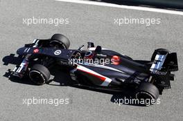 Nico Hulkenberg (GER) Sauber C32. 06.02.2013. Formula One Testing, Day Two, Jerez, Spain.