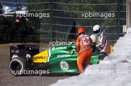 Giedo van der Garde (NLD) Caterham F1 Team crashed out at the start of the race. 13.10.2013. Formula 1 World Championship, Rd 15, Japanese Grand Prix, Suzuka, Japan, Race Day.